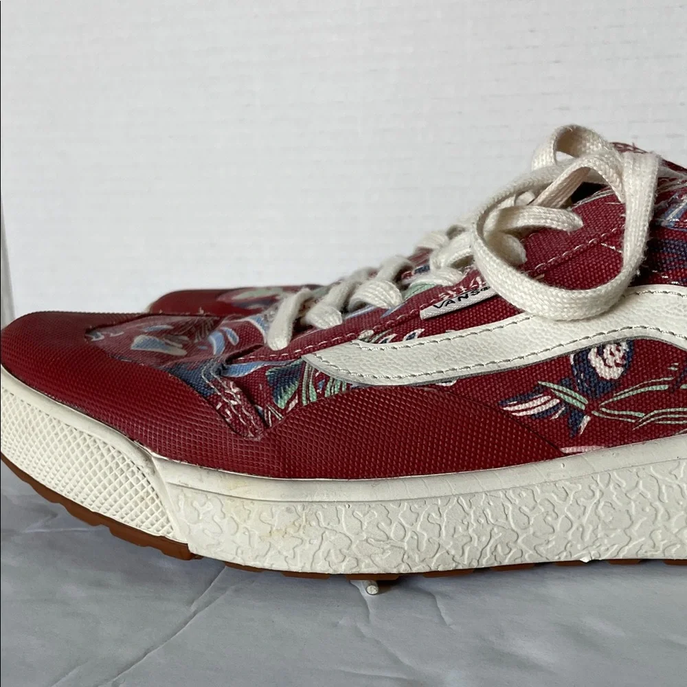 Vans UltraRange EXO Sneakers